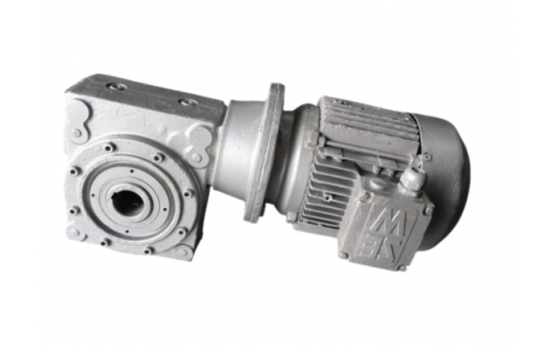 1,5 KW 200 D/DK  SONSUZ VİDA REDÜKTÖR SEW EURODRIVE 