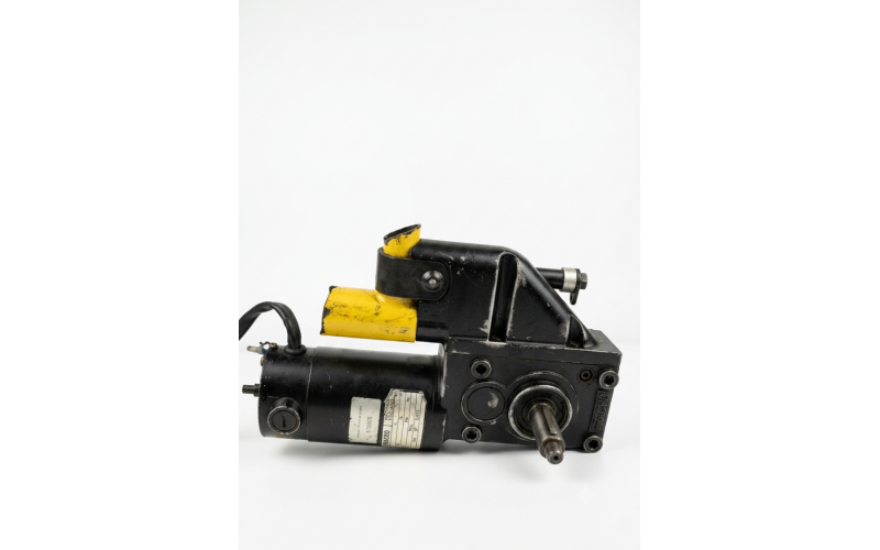 24 VOLT 200 W  140 D/DK BOŞ DOLU SİSTEMLİ REDÜKTÖR 